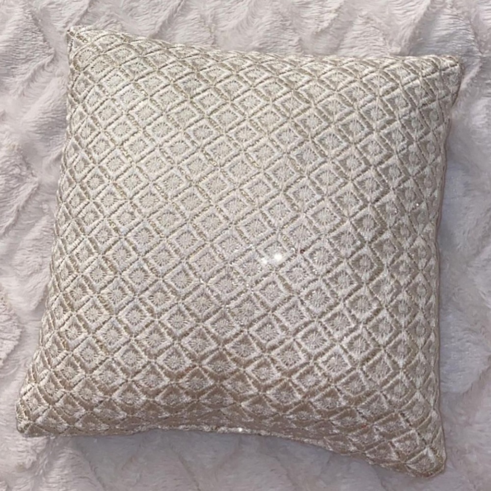 Mini decorative pillow